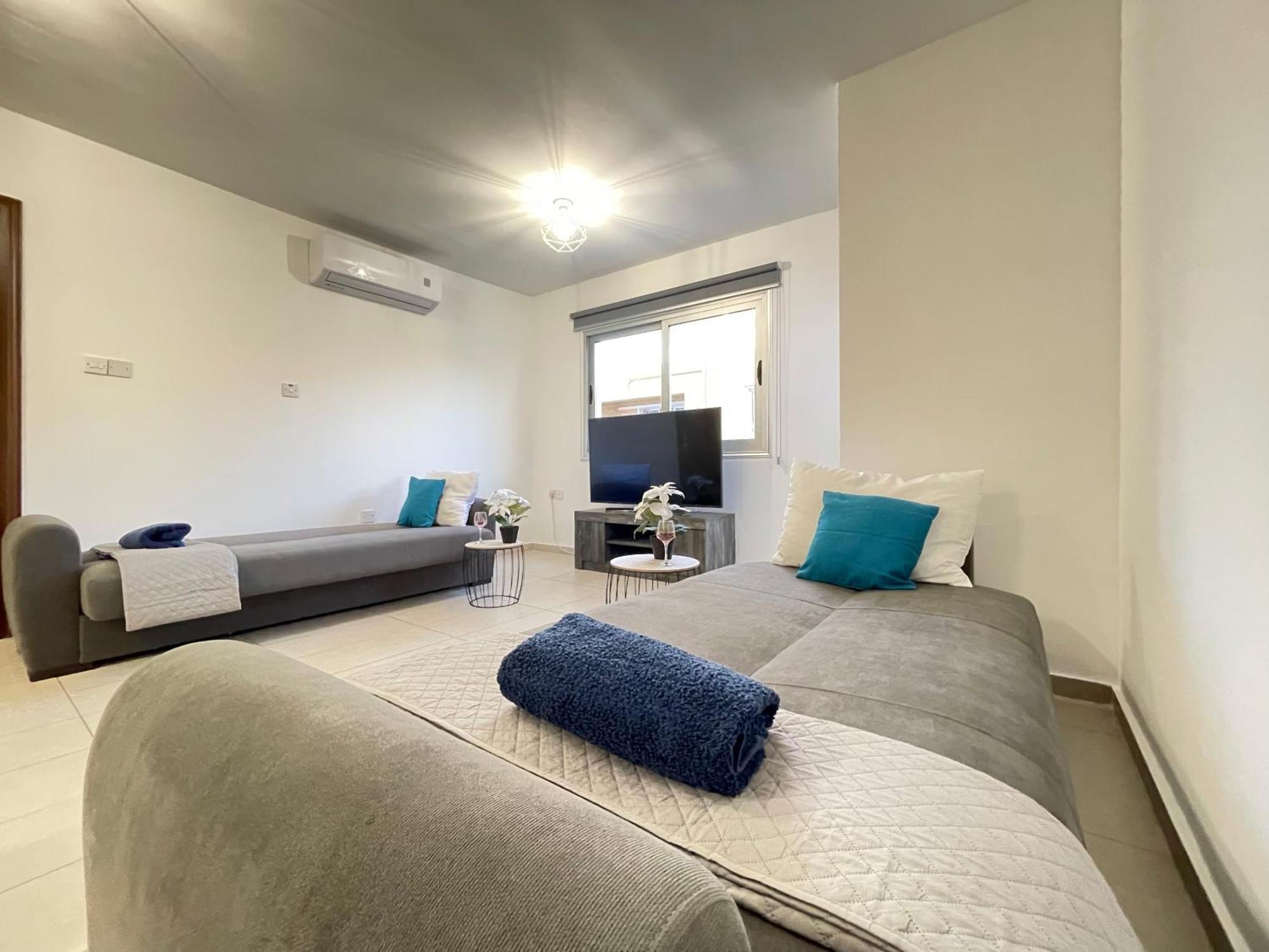 Aurora Holiday Apartment - Ayía Nápa Extérieur photo